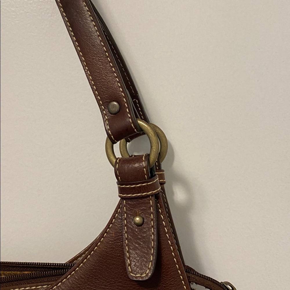 MAX New York Brown Leather Shoulder Bag - Picture 11 of 14